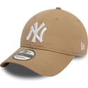 shapka-izvita-kafyav-reguliruema-9twenty-league-essential-na-new-york-yankees-mlb-ot-new-era