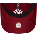 new-era-izvita-periferiya-9twenty-league-essential-new-york-yankees-mlb-tmnochervena-reguliruema-shapka