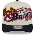 shapka-izvita-bezhov-snapbek-9fifty-a-frame-classic-na-atlanta-braves-mlb-ot-new-era