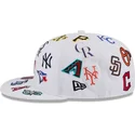 shapka-ploska-byala-reguliruema-59fifty-all-over-na-mlb-ot-new-era