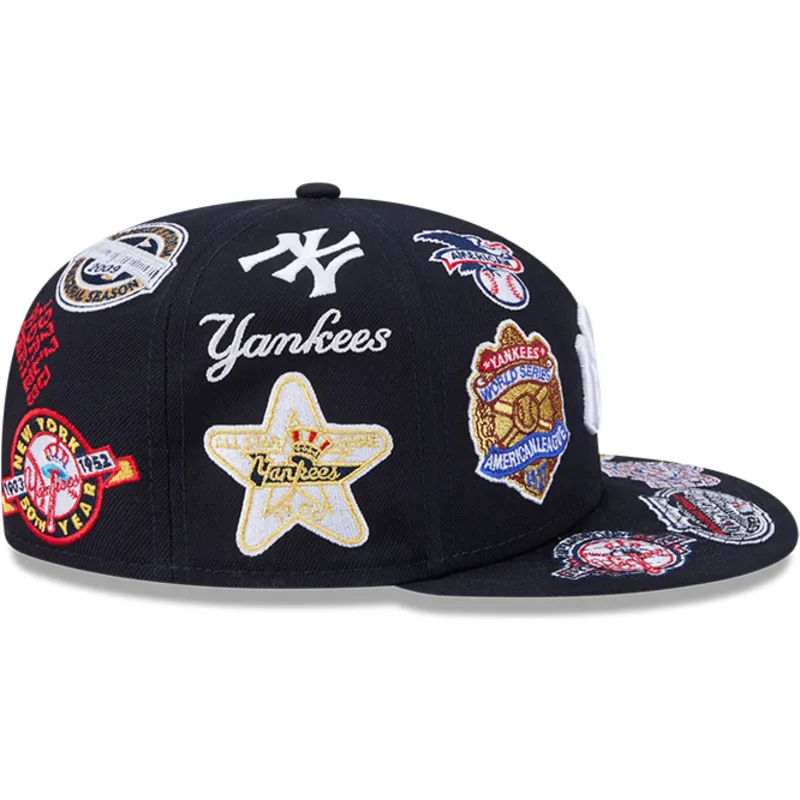 flad-marinebla-tilpasset-59fifty-all-over-logos-kasket-fra-new-york-yankees-mlb-af-new-era