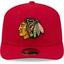 shapka-izvita-chervena-snapbek-9seventy-stretch-snap-eg-na-chicago-blackhawks-nhl-ot-new-era