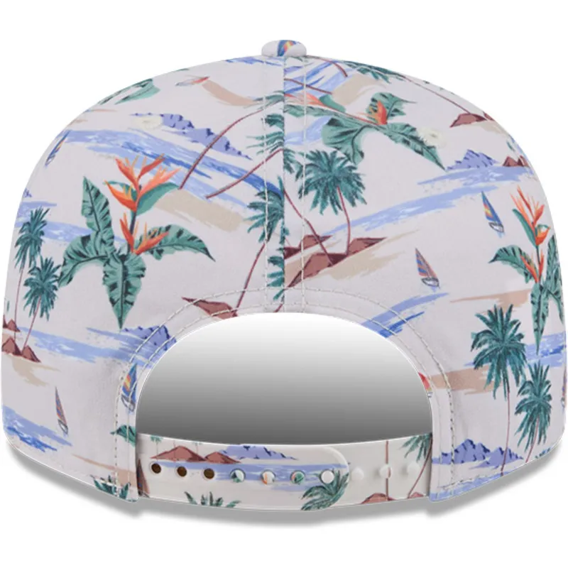 shapka-ploska-mnogocveten-snapbek-9fifty-print-na-new-york-yankees-mlb-ot-new-era