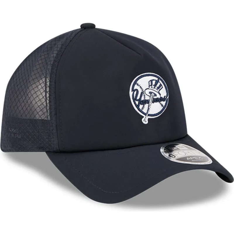shapka-izvita-shapka-traker-tmnosin-snapbek-9forty-apex-batting-practice-alt-na-new-york-yankees-mlb-ot-new-era
