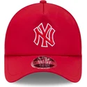 shapka-izvita-traker-chervena-snapbek-9forty-apex-batting-practice-na-new-york-yankees-mlb-ot-new-era