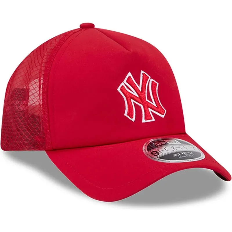 shapka-izvita-traker-chervena-snapbek-9forty-apex-batting-practice-na-new-york-yankees-mlb-ot-new-era