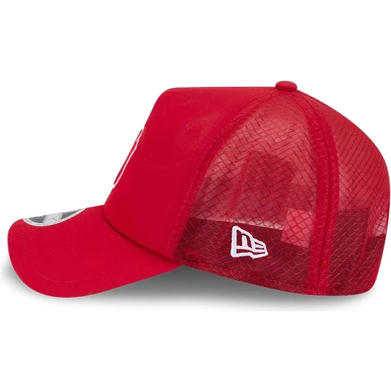 casquette-trucker-rouge-avec-logo-rouge-9forty-apex-batting-practice-new-york-yankees-mlb-new-era
