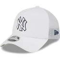shapka-izvita-traker-byala-snapbek-9forty-apex-batting-practice-na-new-york-yankees-mlb-ot-new-era