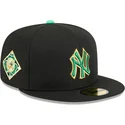 shapka-ploska-cherna-prilepnala-59fifty-saint-patrick-s-day-na-new-york-yankees-mlb-ot-new-era