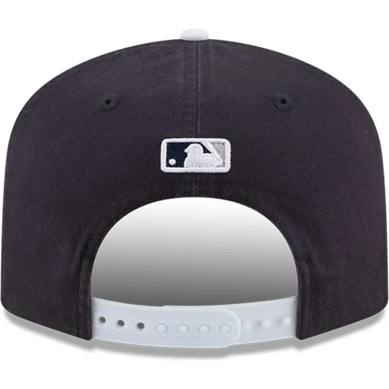 casquette-courbee-bleue-marine-snapback-19twenty-spring-training-new-york-yankees-mlb-new-era
