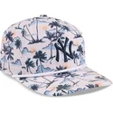 shapka-izvita-mnogocveten-snapbek-19twenty-printed-tropical-na-new-york-yankees-mlb-ot-new-era