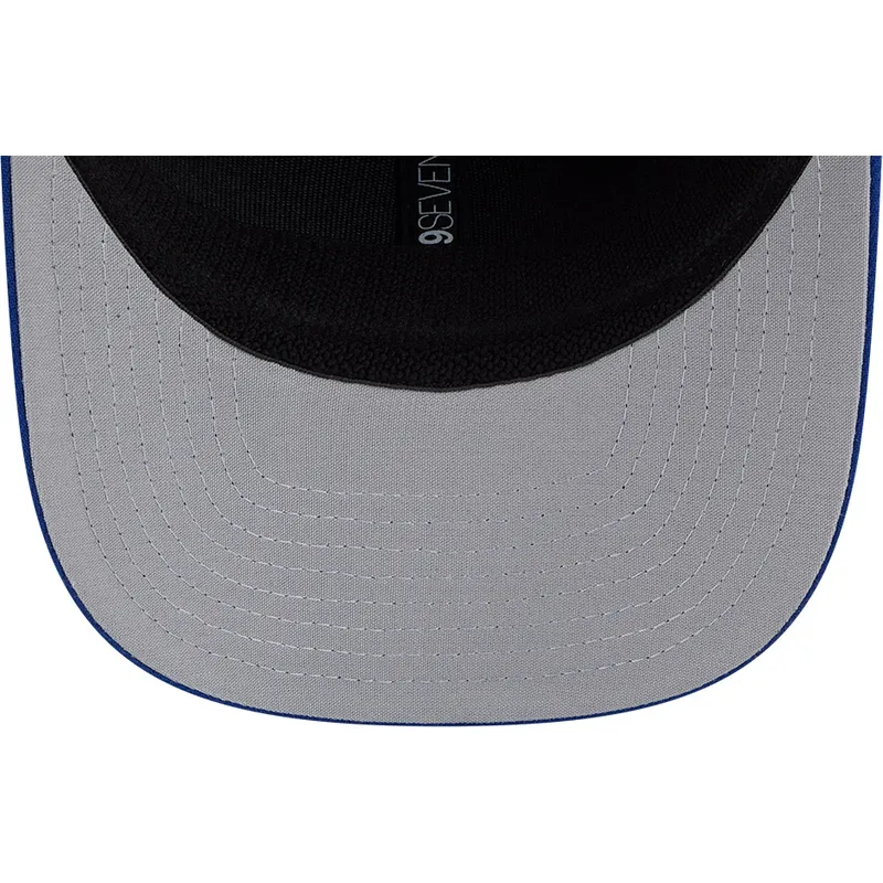 new-era-curved-brim-9seventy-stretch-snap-italy-2026-world-baseball-classic-blue-snapback-cap