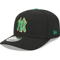 casquette-courbee-noire-snapback-9seventy-stretch-snap-saint-patrick-s-day-new-york-yankees-mlb-new-era