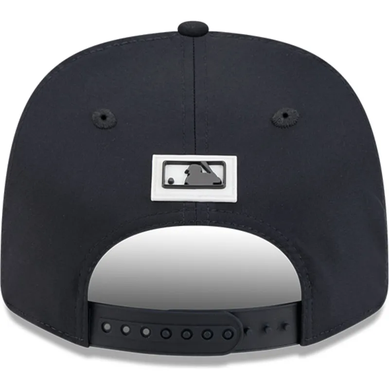 shapka-izvita-tmnosin-snapbek-9seventy-stretch-snap-clubhouse-na-new-york-yankees-mlb-ot-new-era
