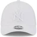 shapka-izvita-byala-prilepnala-39thirty-m-crown-a-frame-na-new-york-yankees-mlb-ot-new-era
