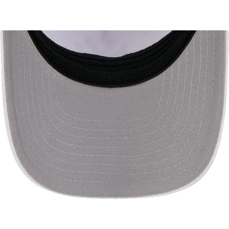 hvid-buet-kasket-justerbar-med-hvidt-logo-39thirty-m-crown-a-frame-fra-new-york-yankees-mlb-fra-new-era