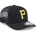 shapka-izvita-traker-cherna-snapbek-9seventy-stretch-snap-evergreen-na-pittsburgh-pirates-mlb-ot-new-era