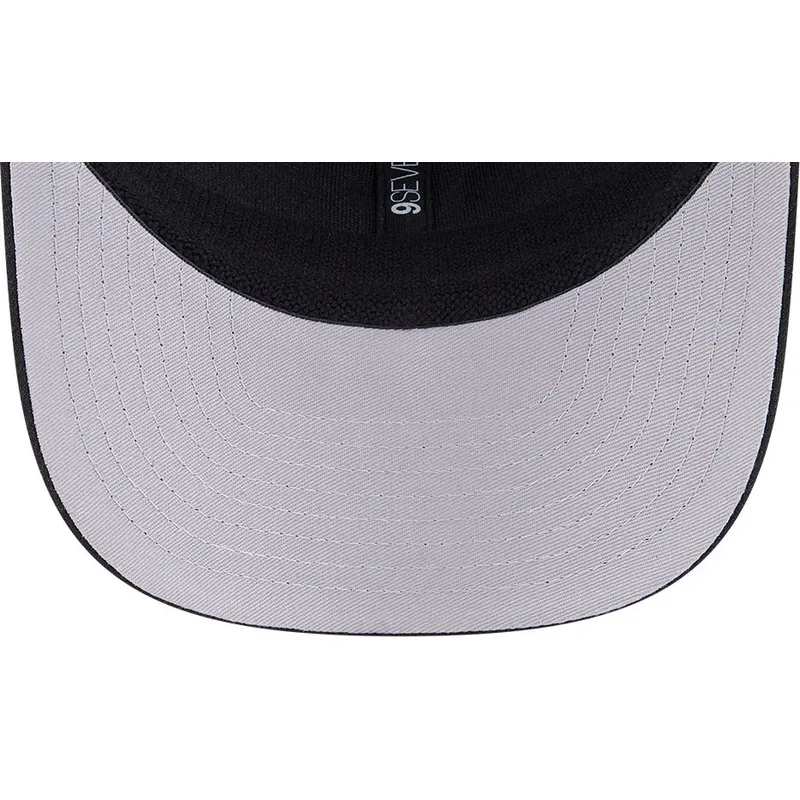 schwarze-trucker-kappe-9seventy-stretch-snap-evergreen-der-pittsburgh-pirates-mlb-von-new-era