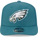 shapka-izvita-zelena-snapbek-9seventy-stretch-snap-evergreen-na-philadelphia-eagles-nfl-ot-new-era