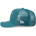 shapka-izvita-shapka-traker-zelena-snapbek-9seventy-stretch-snap-evergreen-na-philadelphia-eagles-nfl-ot-new-era