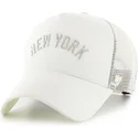shapka-izvita-bezhov-snapbek-offside-dt-soft-glow-script-na-new-york-yankees-mlb-ot-47-brand