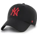 shapka-izvita-cherna-reguliruema-clean-up-eight-bit-hero-na-new-york-yankees-mlb-ot-47-brand