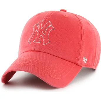 Шапка извита червена регулируема лента Clean Up Trailer на New York Yankees MLB от 47 Brand