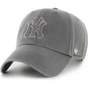 shapka-izvita-siv-reguliruem-clean-up-trailer-na-new-york-yankees-mlb-ot-47-brand