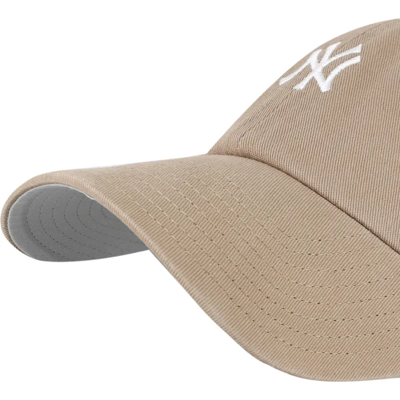 shapka-izvita-kafyav-reguliruem-clean-up-base-runner-na-new-york-yankees-mlb-ot-47-brand