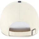 shapka-izvita-bezhov-reguliruema-clean-up-base-runner-two-tone-na-new-york-yankees-mlb-ot-47-brand