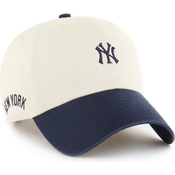 47 Brand Curved Brim Clean Up Base Runner Sure Shot Two Tone New York Yankees MLB Бежова и Тъмносиня Регулируема Шапка