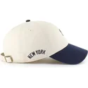 shapka-izvita-bezhov-reguliruem-clean-up-base-runner-sure-shot-two-tone-na-new-york-yankees-mlb-ot-47-brand