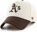 shapka-izvita-bezhov-snapbek-mvp-dt-sure-shot-two-tone-cotton-na-oakland-athletics-mlb-ot-47-brand