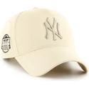 buet-beige-snapback-kasket-med-beige-logo-mvp-dt-sure-shot-two-tone-cotton-fra-new-york-yankees-mlb-fra-47-brand