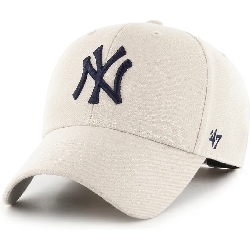 buet-beige-justerbar-kasket-med-marinebla-logo-mvp-fra-new-york-yankees-mlb-fra-47-brand