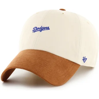 Шапка извита бежов регулируем marrón Clean Up Mini Script Suede Visor на Los Angeles Dodgers MLB от 47 Brand