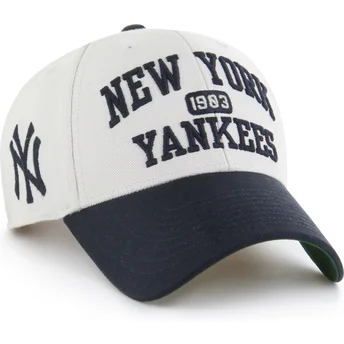 Шапка извита бежов регулируема MVP Broke Line на New York Yankees MLB от 47 Brand