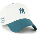 buet-beige-og-gron-justerbar-kasket-clean-up-contemporary-two-tone-fra-new-york-yankees-mlb-fra-47-brand