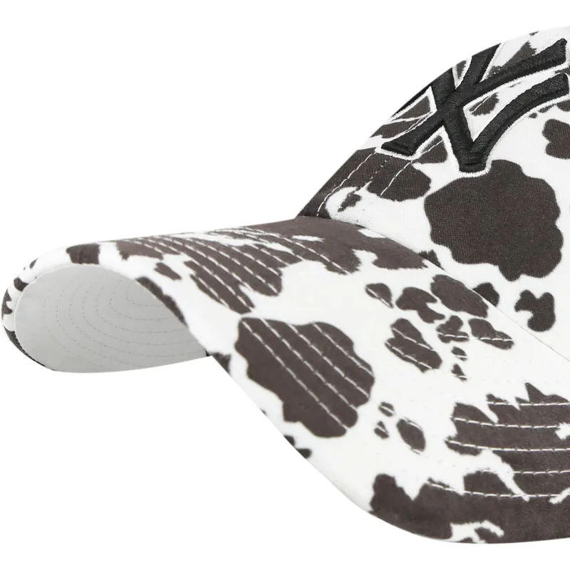 shapka-izvita-byala-reguliruema-clean-up-bessie-na-new-york-yankees-mlb-ot-47-brand