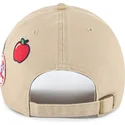 gorra-curva-khaki-ajustable-clean-up-badges-de-new-york-yankees-mlb-de-47-brand