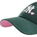 shapka-izvita-zelena-reguliruema-clean-up-with-love-na-new-york-yankees-mlb-ot-47-brand
