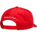 shapka-izvita-chervena-snapbek-arch-stamp-pro-na-chicago-bulls-nba-ot-mitchell-ness