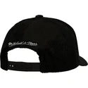 mitchell-ness-izvita-kozirka-arch-stamp-pro-chicago-blackhawks-nhl-cherna-shapka-s-kapsi