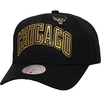Mitchell & Ness Извита Козирка Pinned Gold Pro Chicago Bulls NBA Черна Шапка с Капси