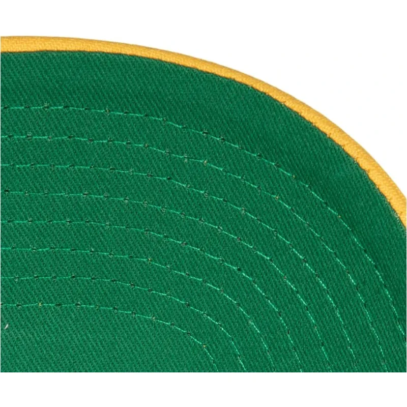 gorra-curva-violeta-y-amarilla-snapback-team-script-20-pro-de-los-angeles-lakers-nba-de-mitchell-ness