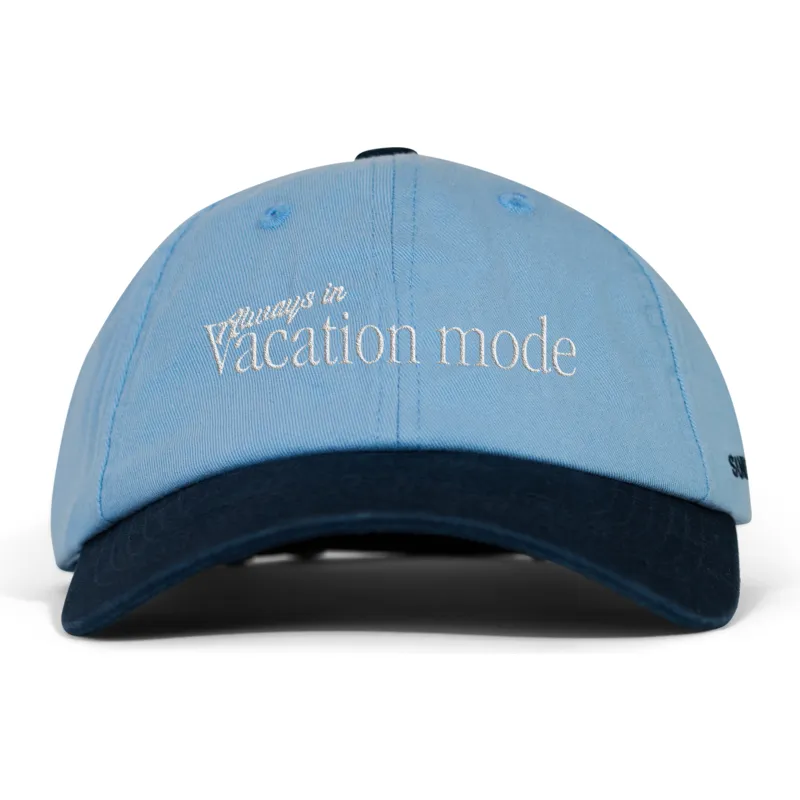 justerbar-kurvet-kasket-i-bla-og-marinebla-vacation-mode-fra-pica-pica