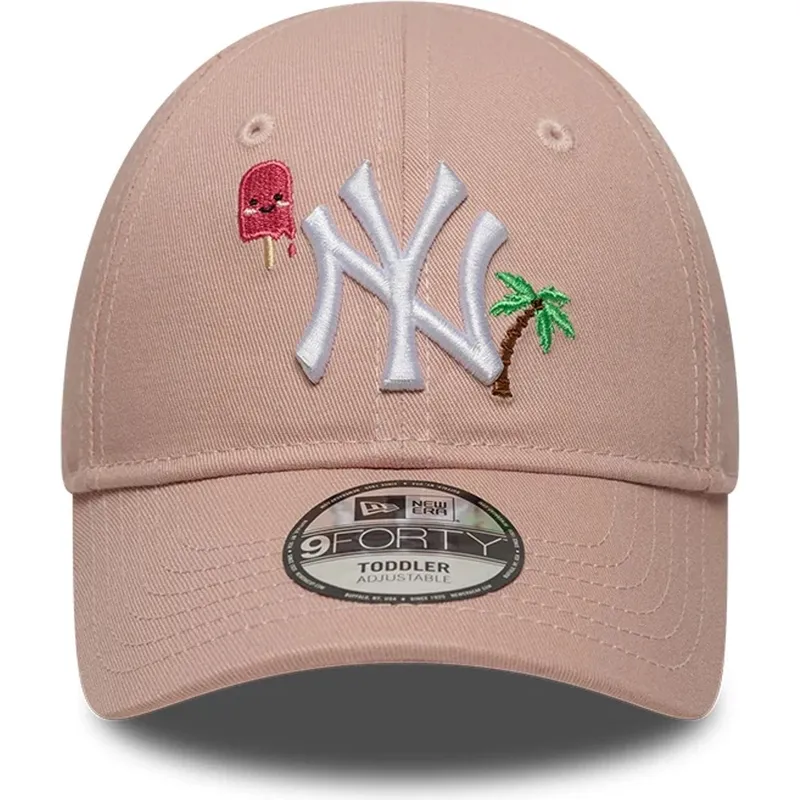 justerbar-lyserod-buet-kasket-til-born-9forty-summer-icon-fra-new-york-yankees-mlb-fra-new-era