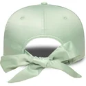 casquette-courbee-verte-ajustable-pour-femme-9forty-bow-back-satin-los-angeles-dodgers-mlb-new-era