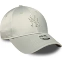 casquette-courbee-verte-ajustable-pour-femme-9forty-bow-back-satin-new-york-yankees-mlb-new-era