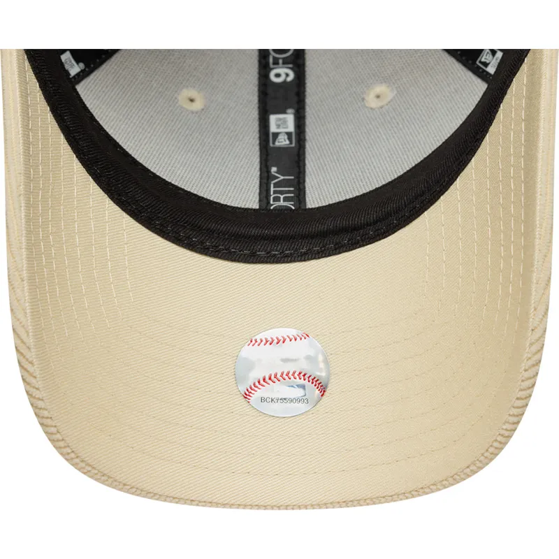 new-era-curved-brim-women-9forty-mini-cord-new-york-yankees-mlb-beige-adjustable-cap